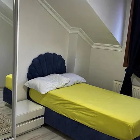 Full Floor In Duplex * Стамбул
